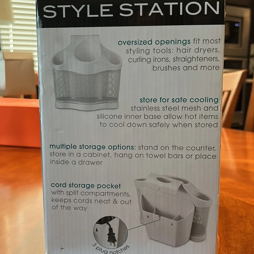 Polder Style Station